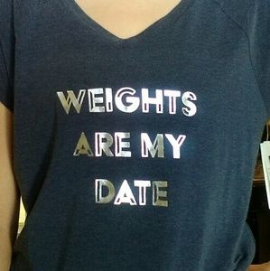 Gapfit tee graphic workout top.